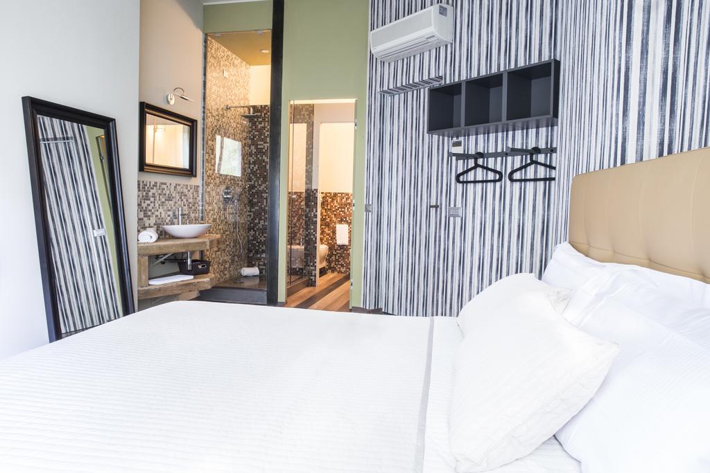 Serendipity Rooms Милано Стая снимка