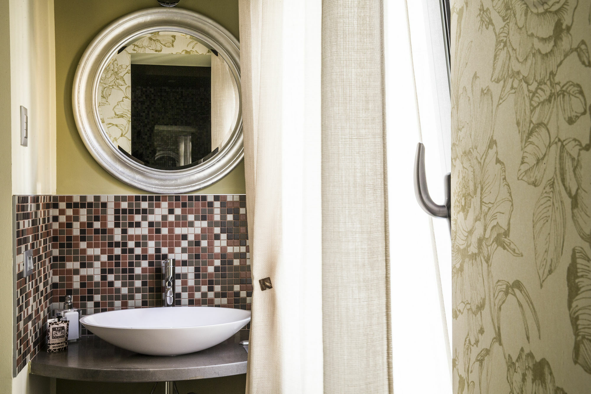 Serendipity Rooms Милано Екстериор снимка